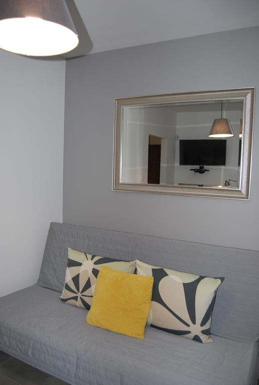 Magnolia Centrum Studio-free Parking Apartment Wroclaw