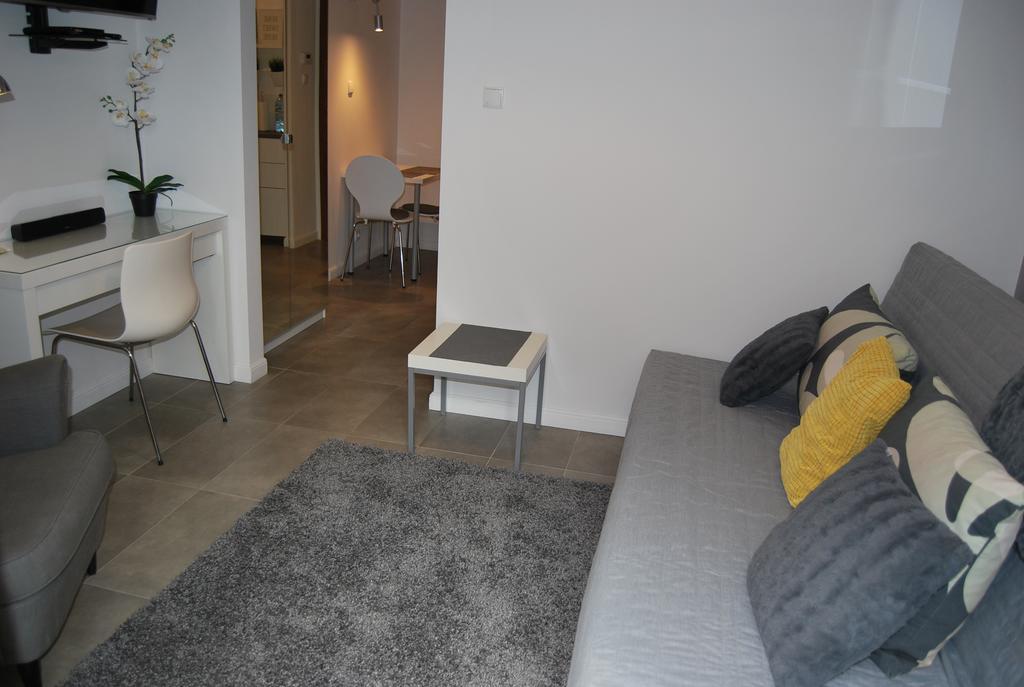 Apartment Magnolia Centrum Studio-free Parking Wroclaw